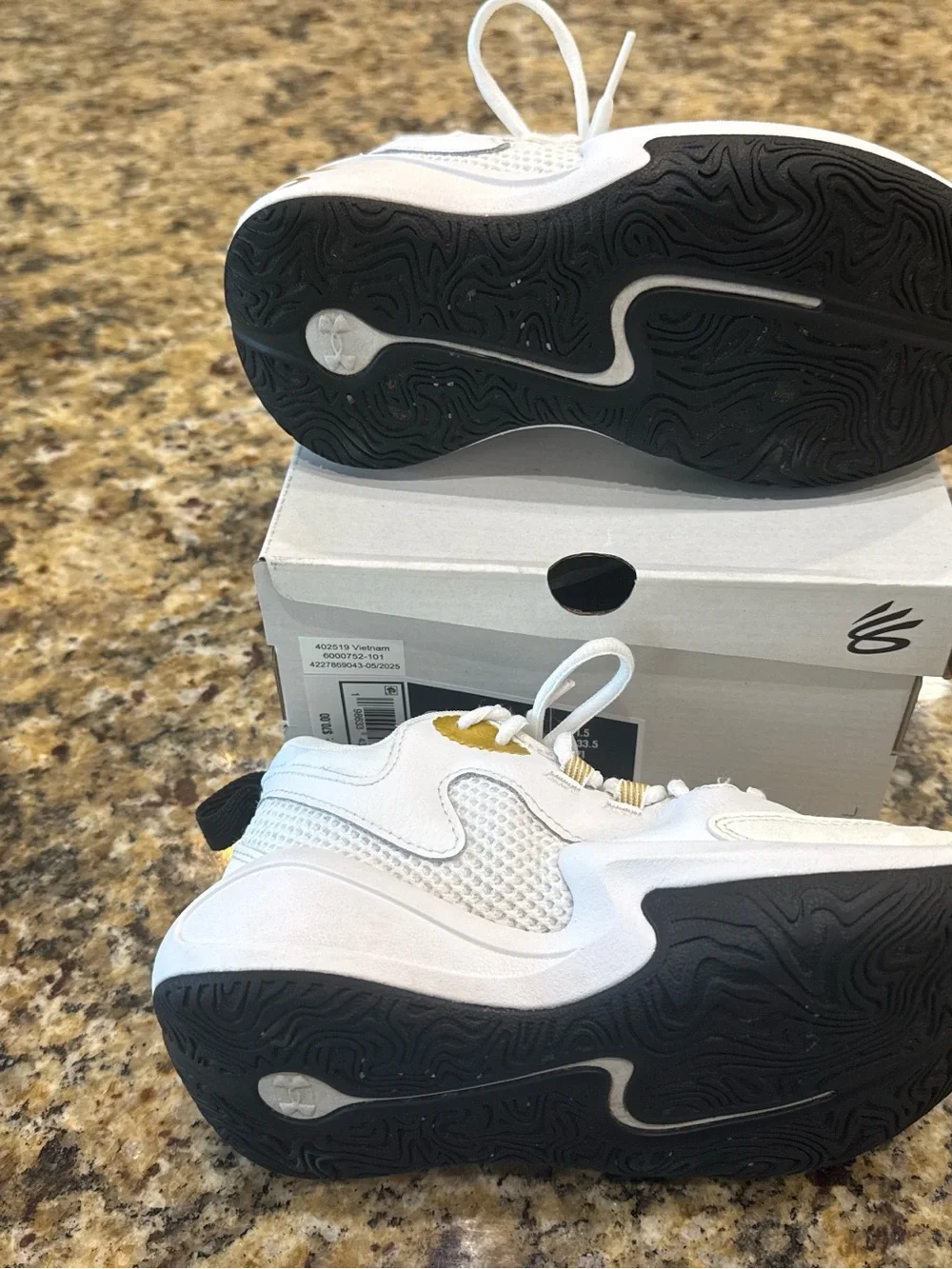 Under Armour Curry basketball shoes